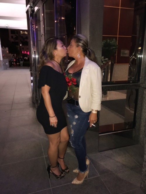 Porn Night out with my bestie photos