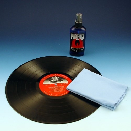 Keep your records clean!! Phoenix Record Cleaning System for Vinyl (4 oz.)