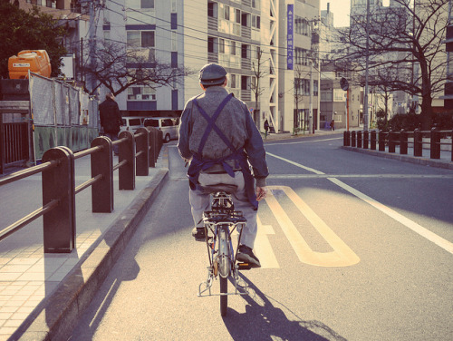 dreams-of-japan:  untitled by Lee Basford on Flickr.