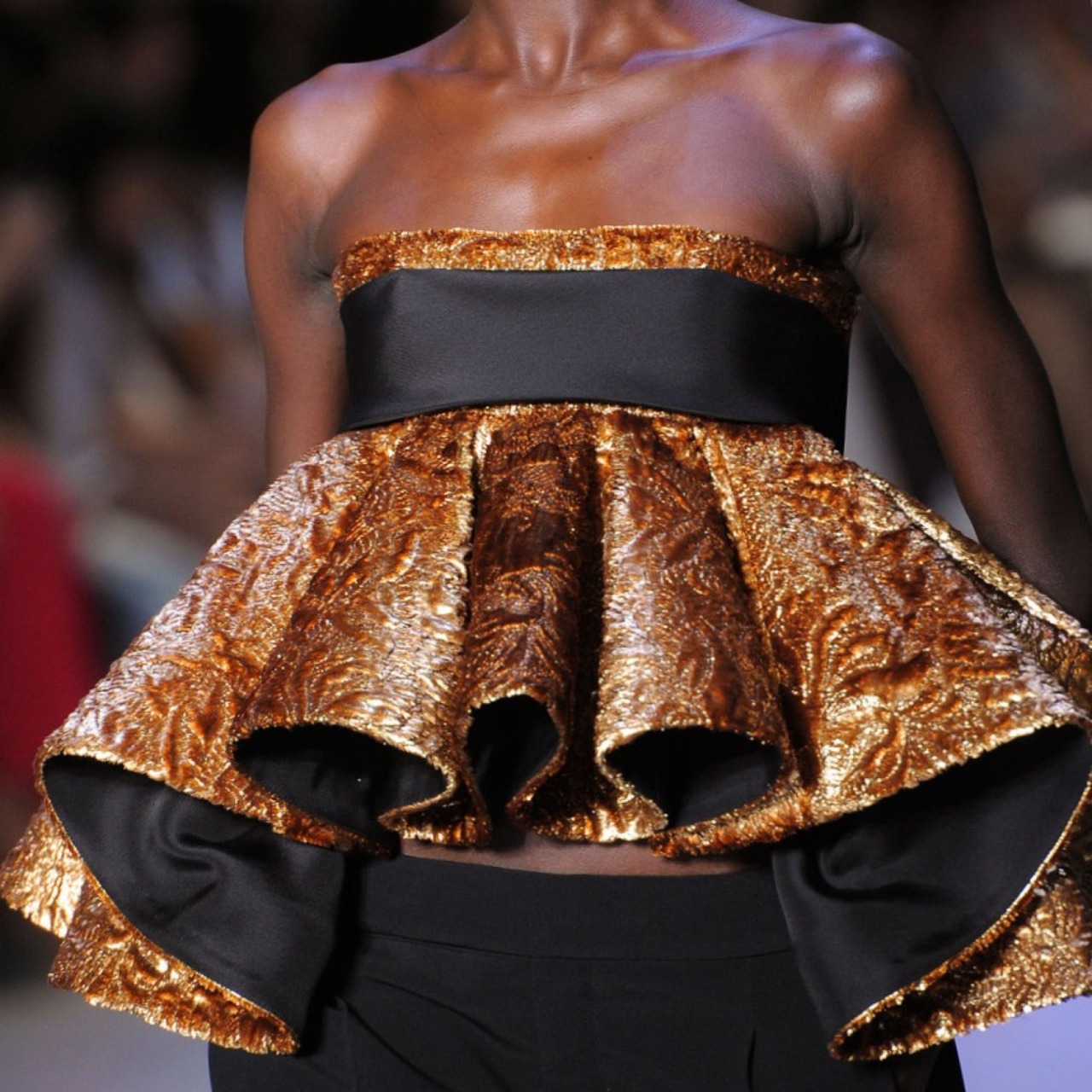 empress-empire:Dice Kayek F/W15 Couture