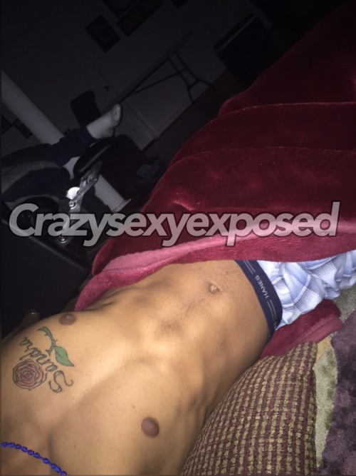 crazysexyexposed:  Someone asked how he looks… porn pictures