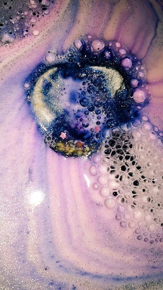 lushalien:
“ Shoot for the Stars from lushcosmetics Christmas collection.
”