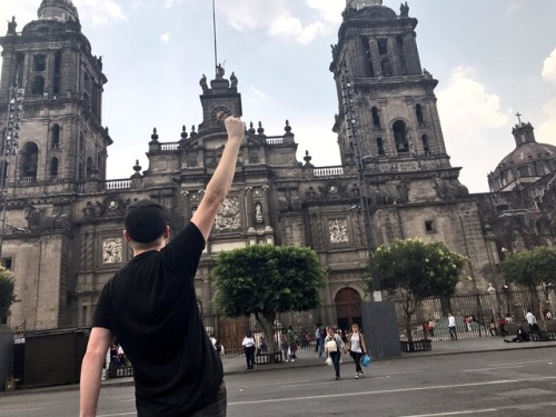 Found the tourist spot before sound check ✊ Glad we made it back to Mexico City. 