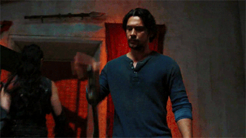 bellameblake: more Bellamy with a sword please