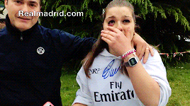 concretar: Passion for Cristiano in Turin! | May 4th, 2015A very lucky fan sneaks past the barrier for a chance to meet Cristiano in Turin and breaks down in tears afterwards. (Translation Assistance: capo-spartivento​ & raraatakelihai, thanks!) 