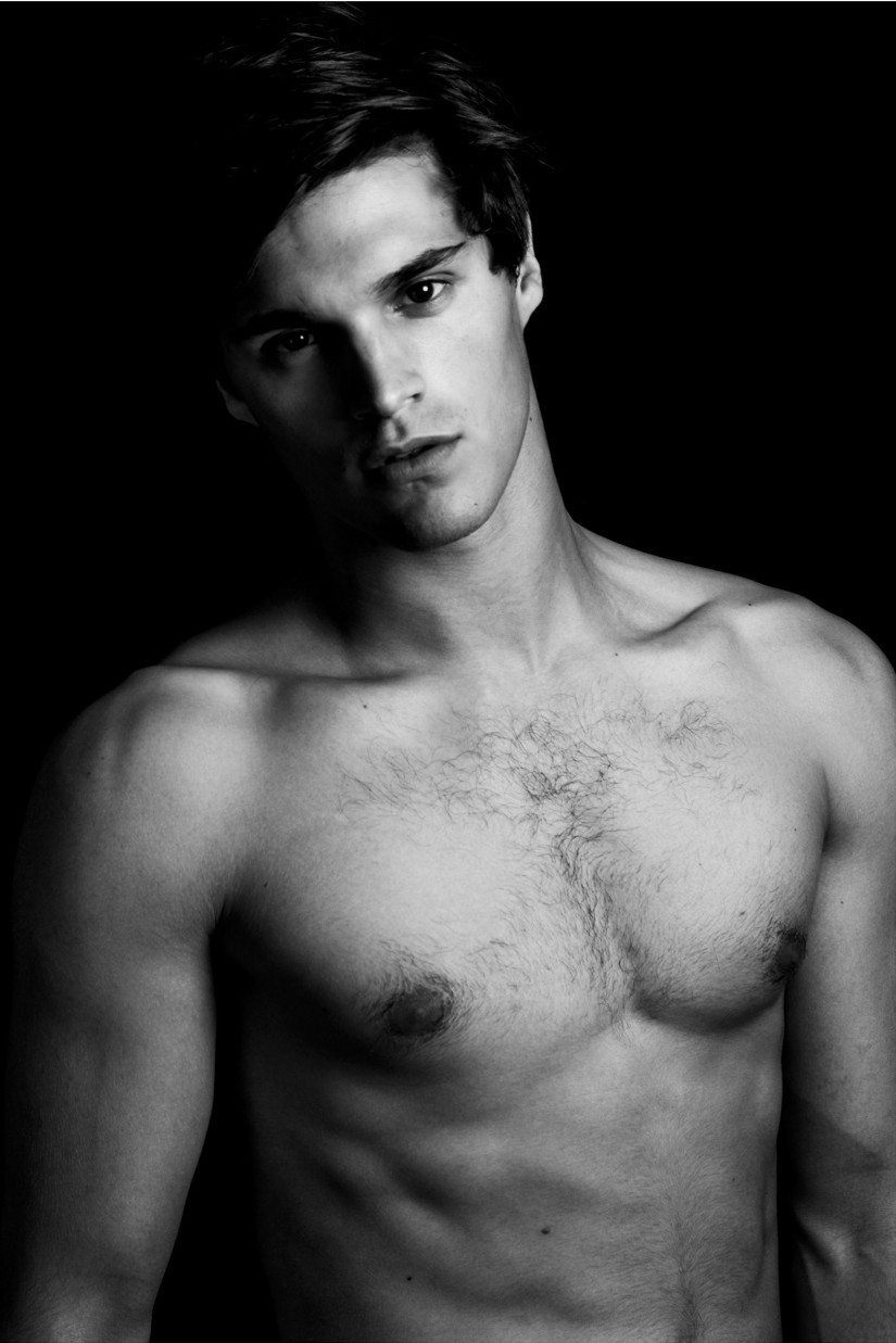 yummyboysuniverse:Paul Lasfargues, french model, sexy french!