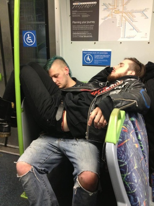 upperstories:  alantyson:  sweetappletea:  Punk’s not dead. Just exhausted.  Punk