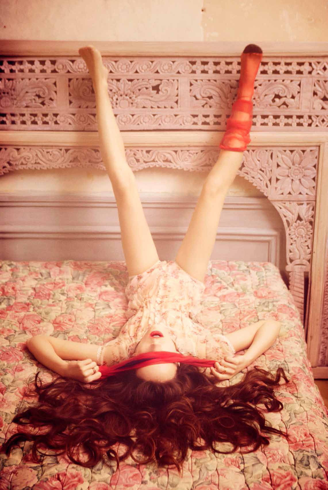 laudanumandabsinthe:  dirtyblondemind:  o-ui-les-fruit:  Stacy Martin by Ellen Von