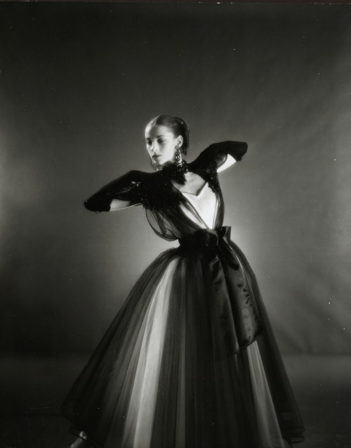 Tanaquil Le Clercq in George Balanchine’s La Valse, March 12, 1951Photograph: George Platt Lynes (Am