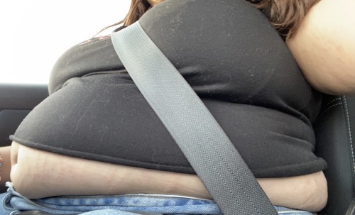 sweetsouthernfeedee:I felt pretty big in my car yesterday ✨ what would you think