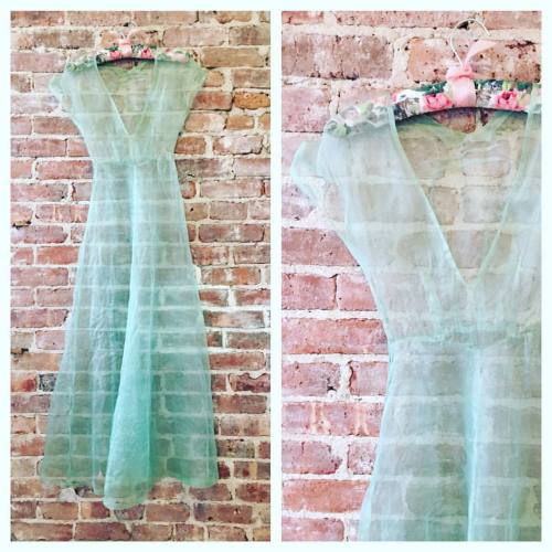 Ethereal mermaid green sheer 40s negligee #etsyshop #58petticoats #mermaid #40sfashion #sheer #negli