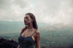 bugsbunnygf:  Relax 💚 Ph: @garryleman  #picoftheday #bestoftheday #bali #indonesia #girl #model #hot #rain #volcano #view #clouds #skyporn #travel #mytravelgram #lifeofadventure #forthosewhodream  (at Kintamani Batur Volcano &amp; Lake , Bali Indonesia)