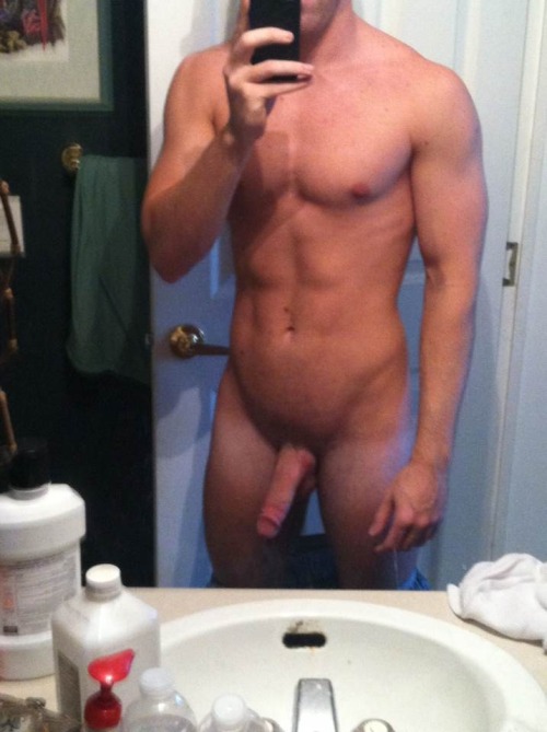 texashotmen:  breedr:  BREEDr ORIGINAL Eric, 23   Follow me at texashotmen.tumblr.com