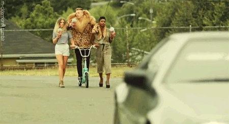 m-cklemore:  Macklemore’s scooter. 