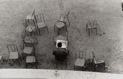 the-night-picture-collector: Lewis Morley, Luxembourg Gardens, Paris, 1958 