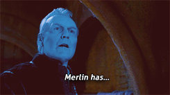colinmorgans:i sometimes like to look at this scene as a sort of au!magic reveal. like that arthur k