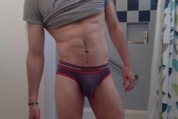 underlads:  Fit guys in underwear. Submit