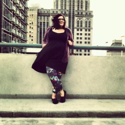 fatfoodandfashion:  Rooftop gazing in my Domino Dollhouse galaxy leggings!