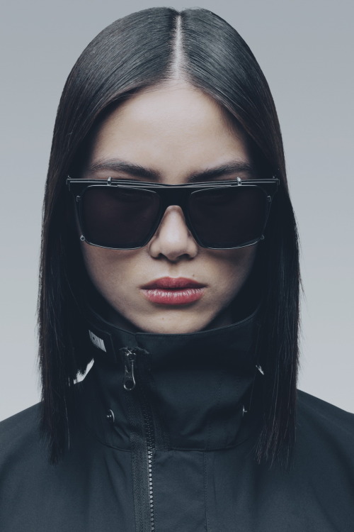 Acronym / F1-T SunglassesModel: Delia Boettcher