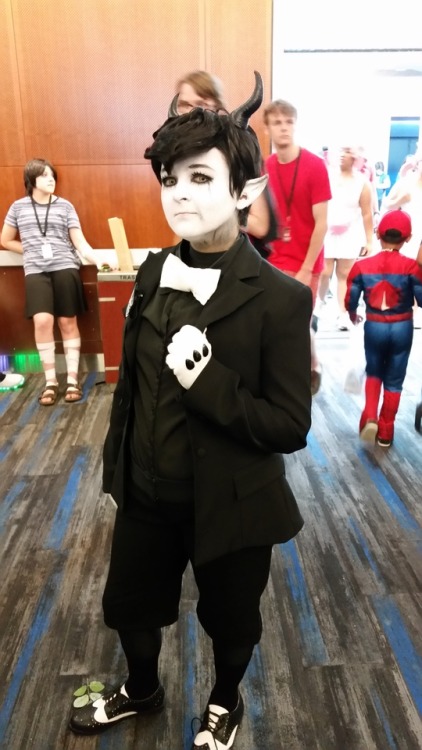 apocalypseonlooker: Some amazing cosplayers from Saturday of Fanime con 2017 If you see yourself, pl