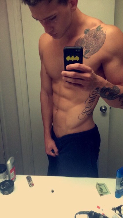 boysofhotness:  loml 💯 