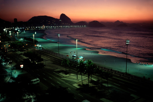 unrar:    Brazil, Rio de Janeiro 2000,  David Alan Harvey. 