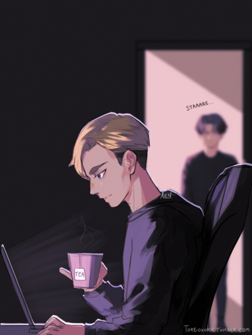 toreoxoric: Privately, you said. @dead-boy-wonderland  lmao looks like Levi caught him watching