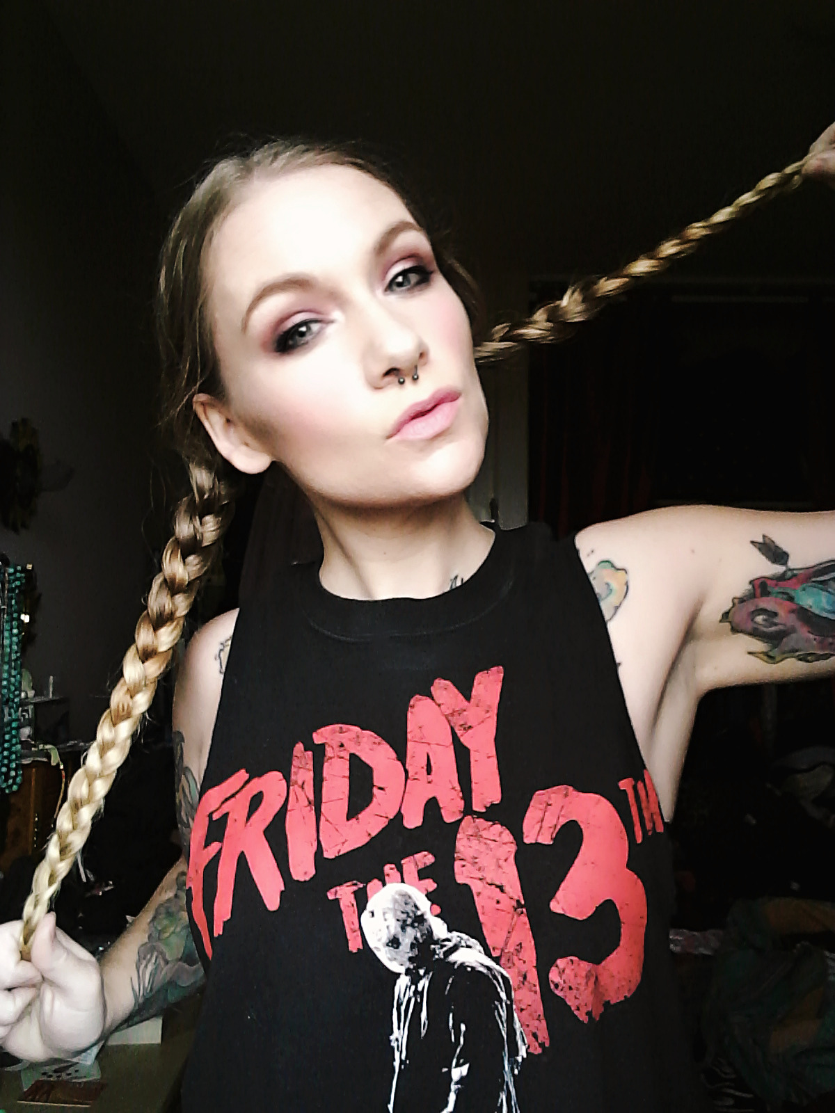 onlyhaveeyes4you:  Gore Whore 💀🤘♥