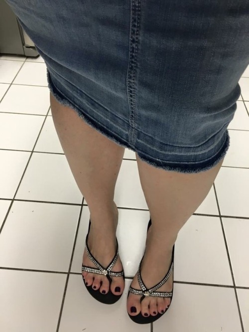 acurvypixie: Favorite Yellow Box sandals