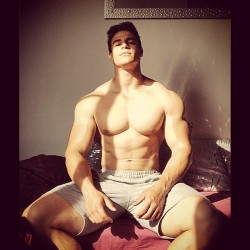 tripltap: Gymspiration with Loïc Zine http://www.facebook.com/tripltap/ 