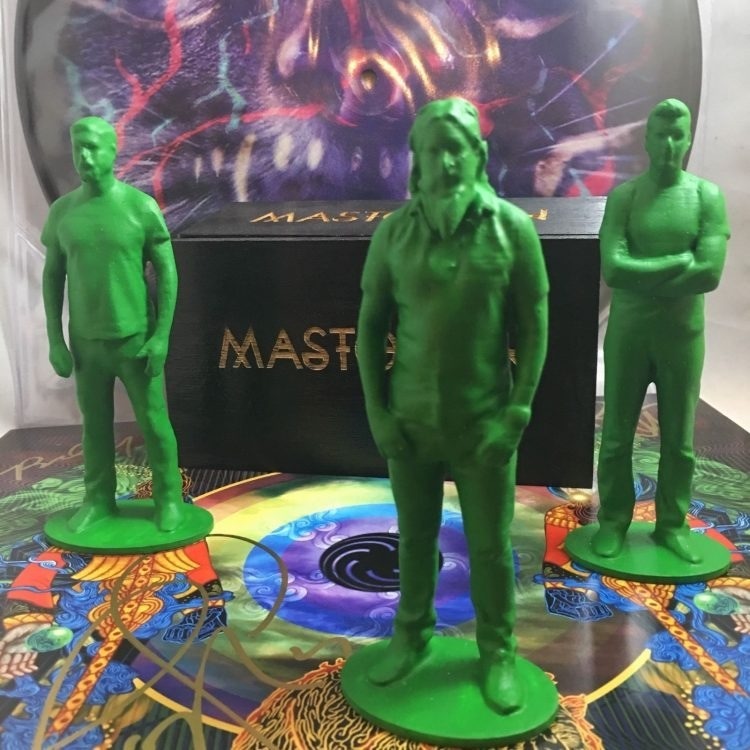 Mastodon green army men and other goodies up on ebay for a charity auction&hellip;.WANT!
