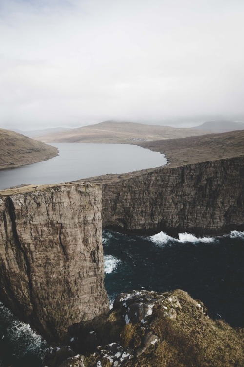 Sex samelkinsphoto:Faroe Islands, April 2017. pictures