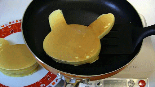 pastabaek:Pikachu hot cakes! ✿