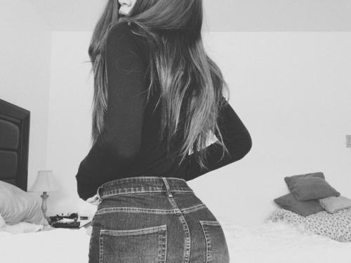 jkontumblr:Sebastián Elvira