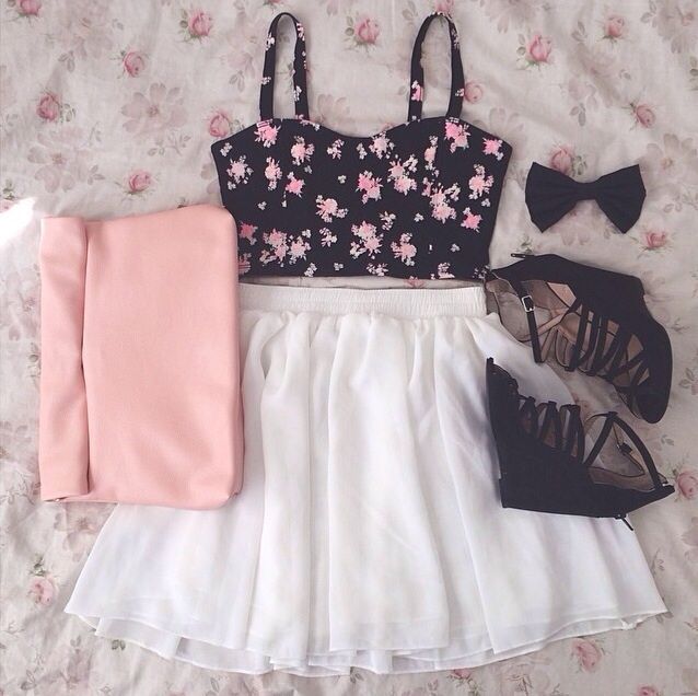 Floral crop top and pants