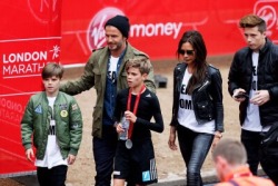 threetimeseleven:  The Beckham family is goals af. They are all so damn gorgeous