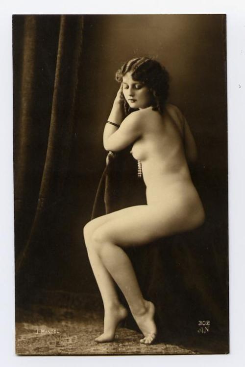 grandma-did:  Noyer Studio 302, photos by Julian Mandel