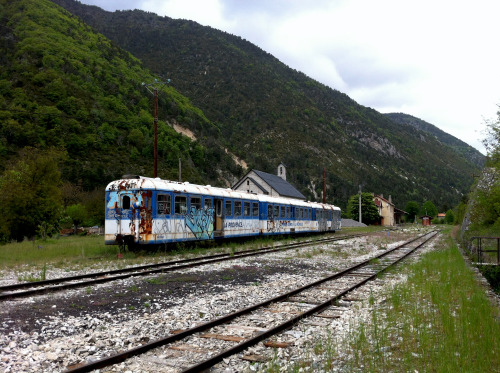 cpnblowfish:  Abandoned train in Thorame-Haute, France. 22 May 2014.