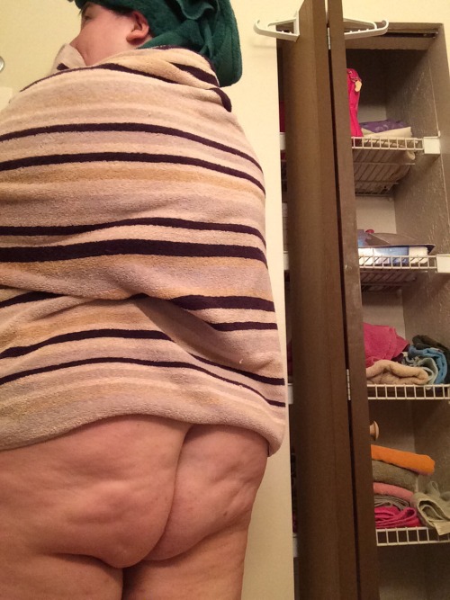 ifoundthecure:  Shower scenes (Part 3) Drying off