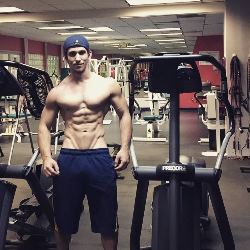 grgisthewerd:Morning work out complete 💪👍 (at Century Sports Club & Day Spa)