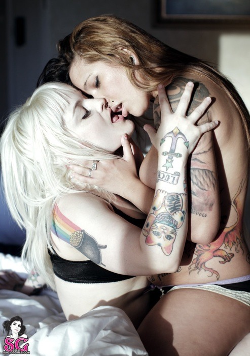 Porn Pics mrandmrseventwofive:  Chloe and Lolana Suicide