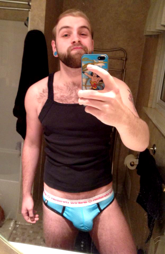 jwallsjoystick:  iwasneverasweetheart:  jwallsjoystick:  I’m feeling scandalous