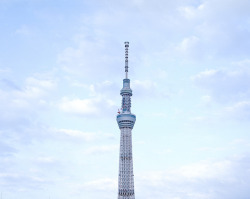 dreams-of-japan:  Skytree by asgi* on Flickr.