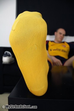 rugbysocklad:  Nice sole view of his massive