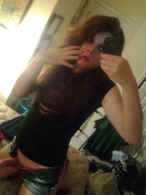 lunaloverlove:  Super girl 