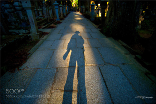 My shadow by photoevecolon