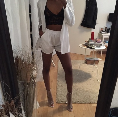 eurodolll:  Leg goals ughhhhh perf