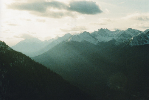 danielodowd:Ethereal Mountains by General Hand Grenade on Flickr.