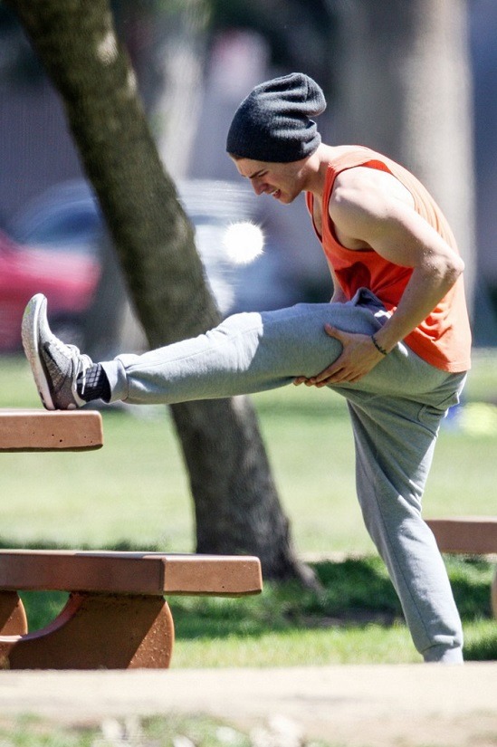 vjbrendan:  Yes Please… Gregg Sulkin Working Out in Studio Cityhttp://www.vjbrendan.com/2016/03/yes-please-gregg-sulkin-working-out-in.html