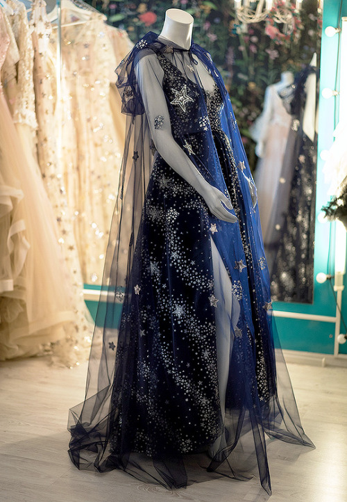 evermore-fashion:Chotronette ‘Starry Night’ Haute Couture Gown [x]